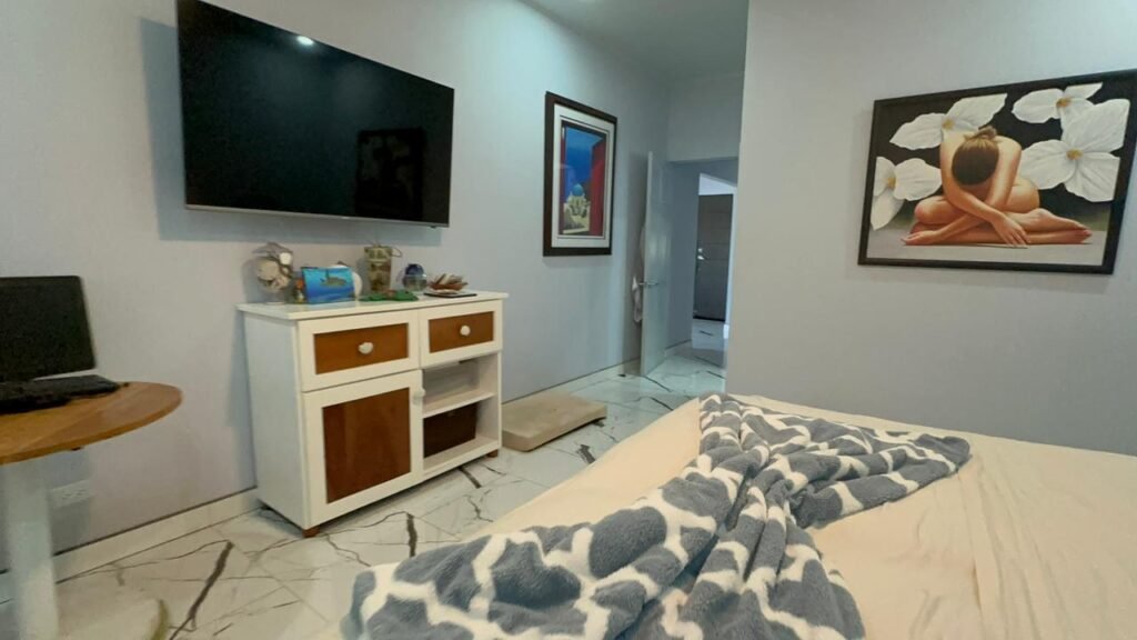 WhatsApp Image 2025-11-05 at 3.17.33 AM