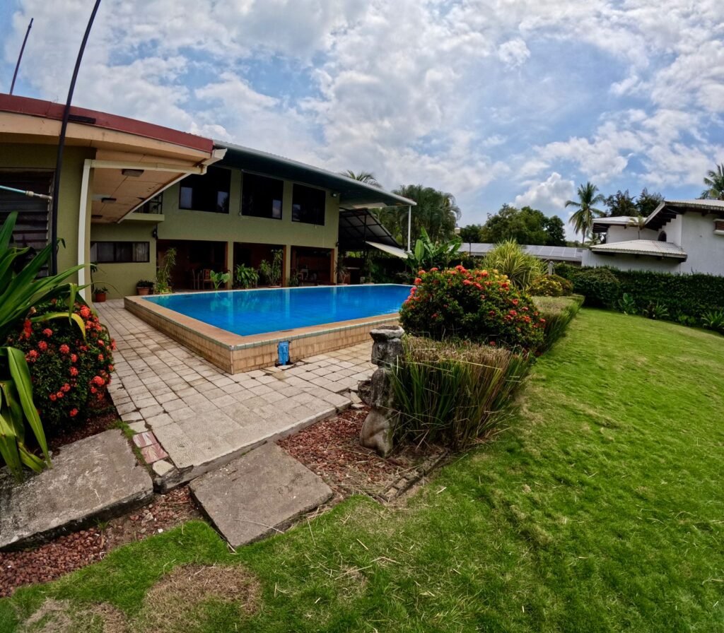 WhatsApp Image 2025-11-05 at 3.46.27 AM (2)